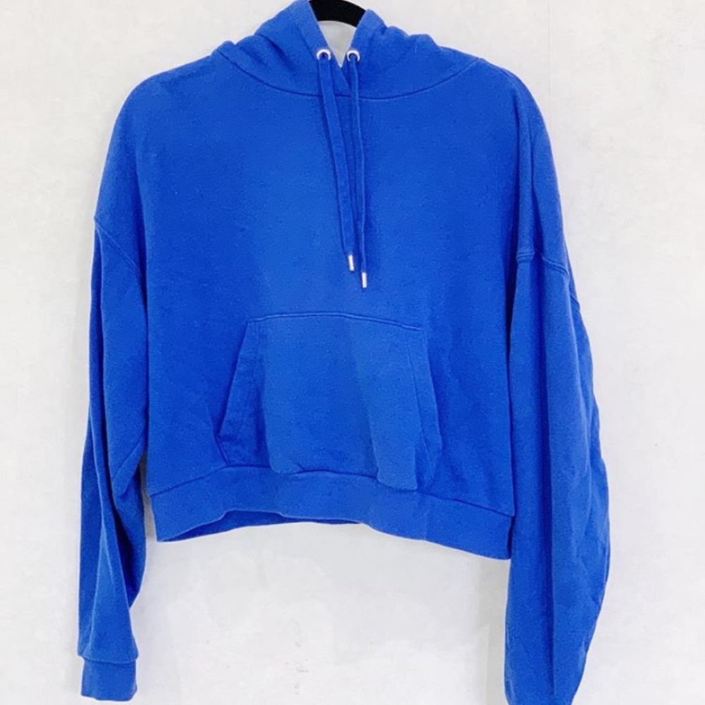 Cropped hoodie